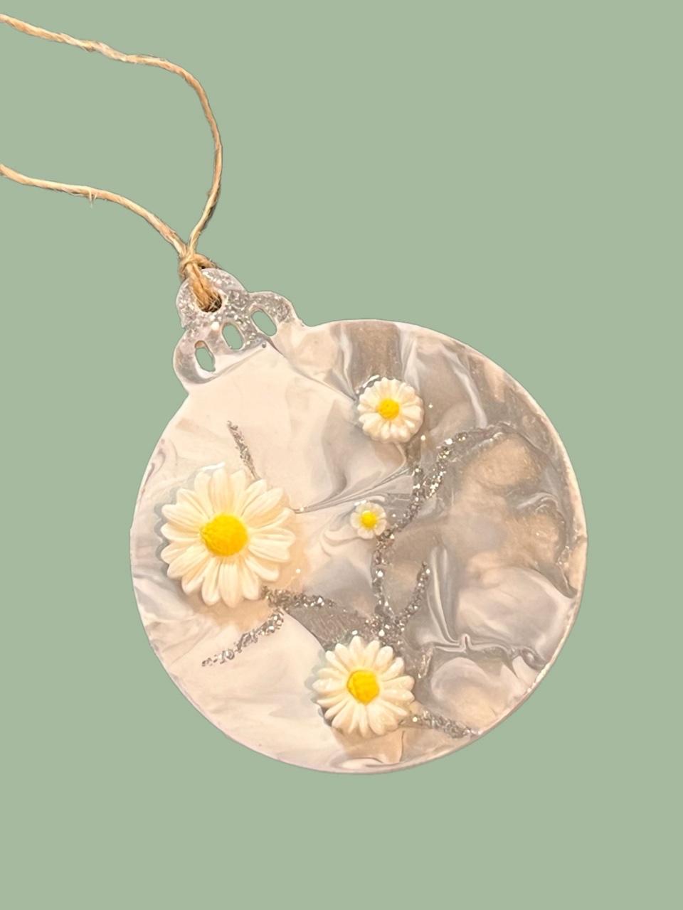 Bauble No. 2, Silver, White Daisy 2, front