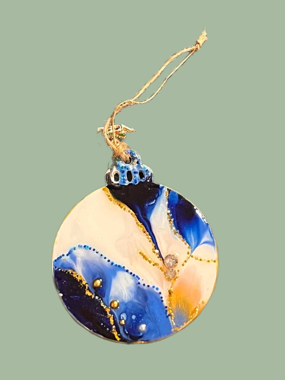 Bauble No. 26, Sapphire & Gold 26, front