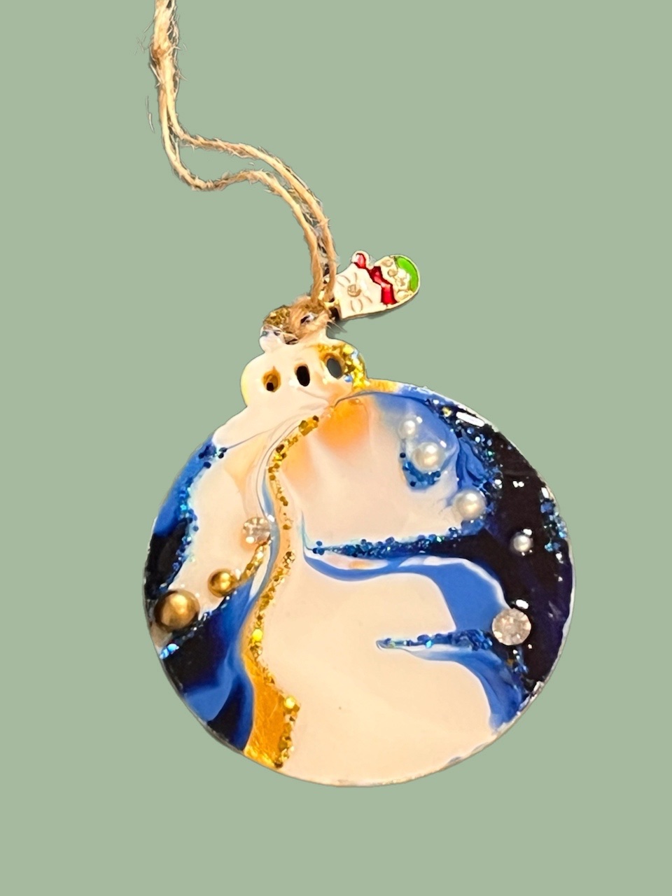 Bauble No. 28, Sapphire & Gold 28, front